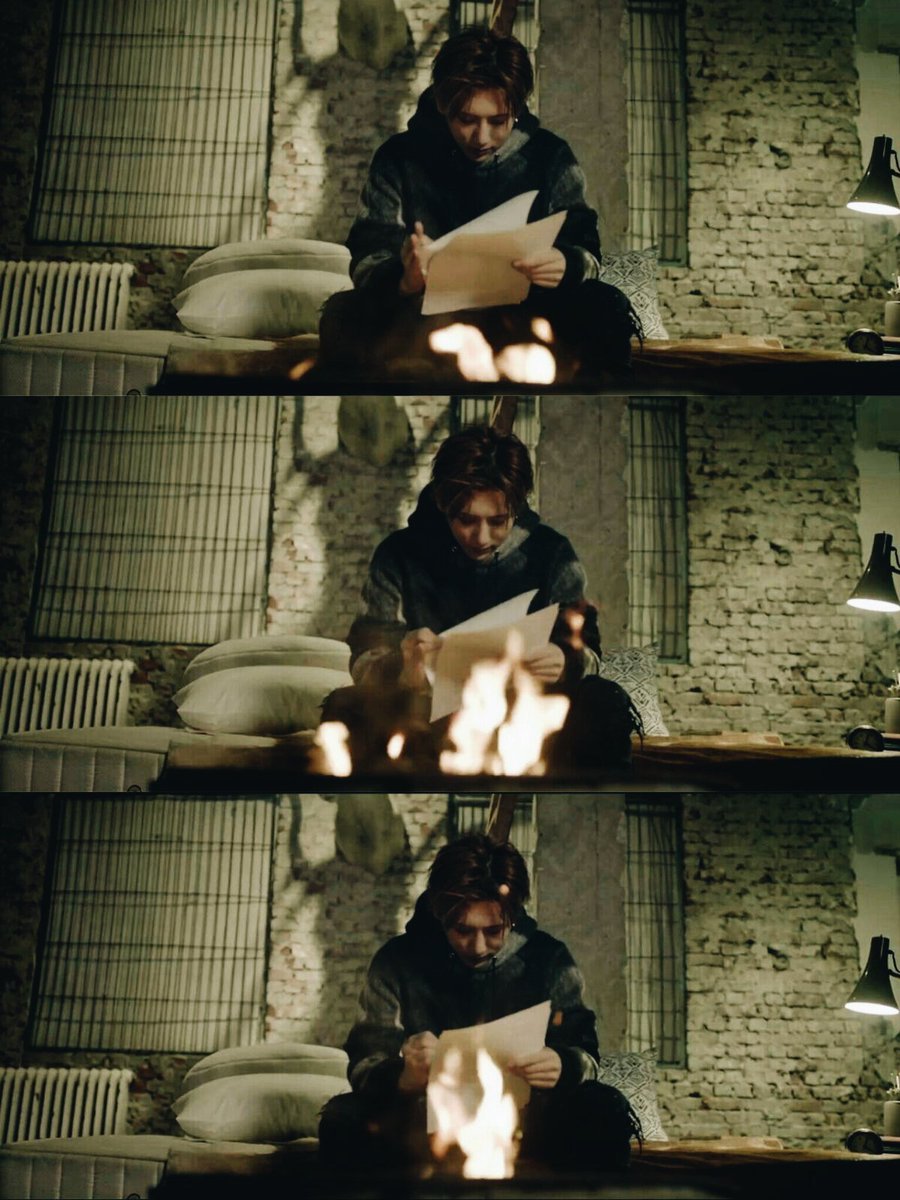 dearbeast1016's tweet photo. 151116 最後の一言 MV #비스트 - #장현승
SAIGONO HITOKOTO M/V #BEAST - #HYUNSEUNG https://t.co/XGPQjNdqDb