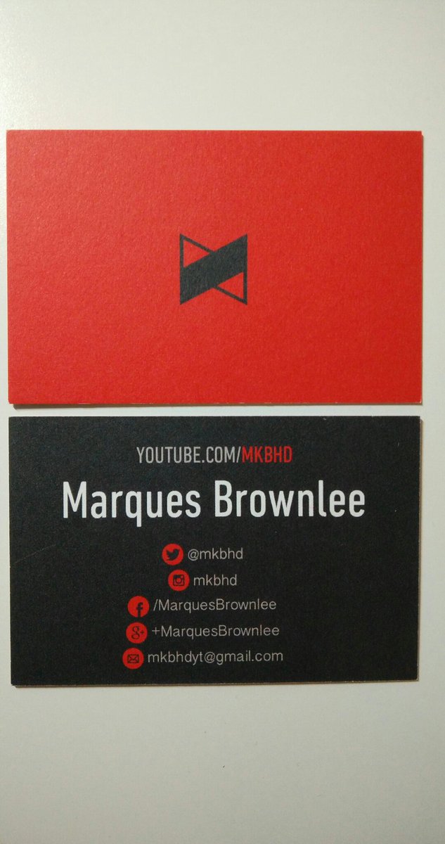 LoanTraan's tweet image. Special thanks to @MKBHD for the Blue Yeti Blackout! #TechSanta