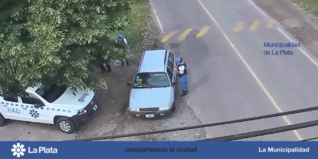 MOPUMLP's tweet photo. Ayer estuvimos compañando a #PolicíaLocal en Operativo de #ControlVehicular en calle 186 y 475. #Prevención https://t.co/kye7SkeeE7