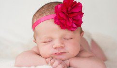 HippieKidnapper's tweet photo. just another baby pic! #proudmom https://t.co/SXWVDdRh7y
