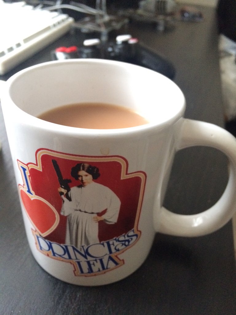 Quantum_Sheep's tweet photo. 1 week to go, U.K. Fans! \o/
#tea #starwars #thesheepawakens #PrincessLeia https://t.co/EgHQ7M4ijr