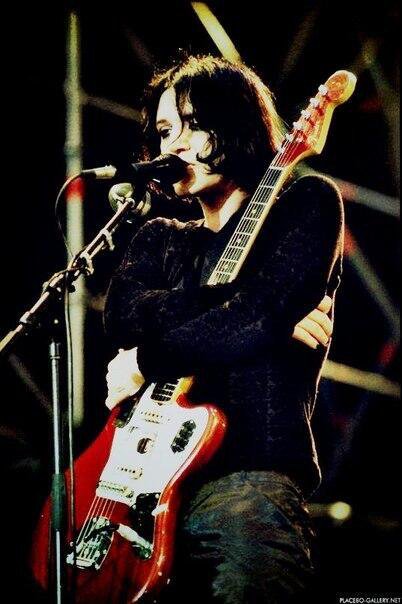 Happy birthday my lover Brian Molko i love you!!       