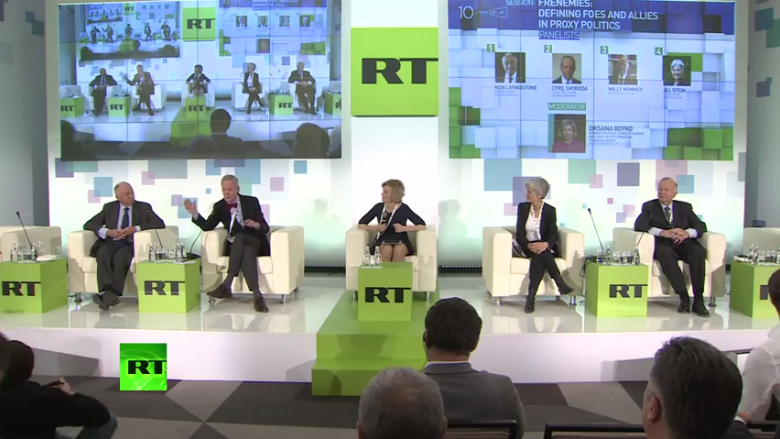 RTenfrancais's tweet photo. Regardez la #RTconference à l'occasion des 10 ans de la chaîne >> https://t.co/cB4ceO8qYO https://t.co/KPsdSuBMAr