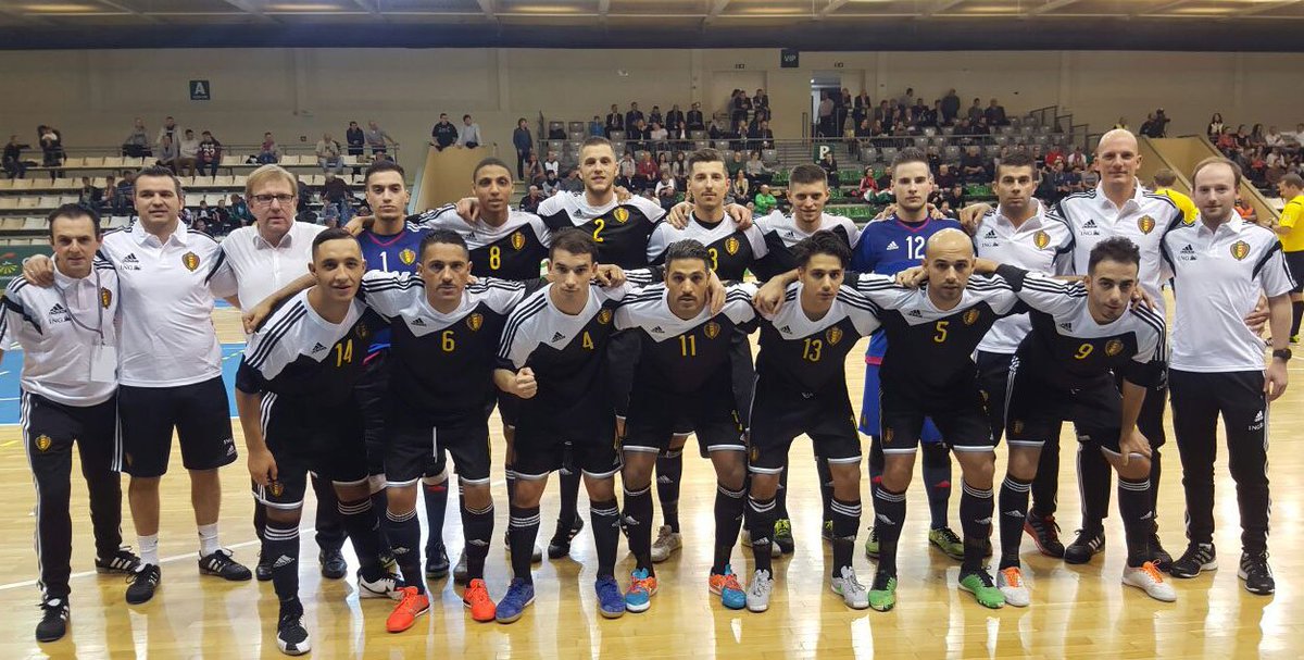 RoyalBelgianFA's tweet photo. Futsalduivels verliezen openingsduel WK-hoofdronde 5-2 van Hongarije. Morgen vs Oekraïne! https://t.co/FMnVPCPwgn https://t.co/ErReZrhZM2