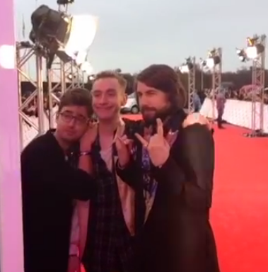 YearsScreencaps's tweet image. Red carpet #BBCMusicAwards 2015