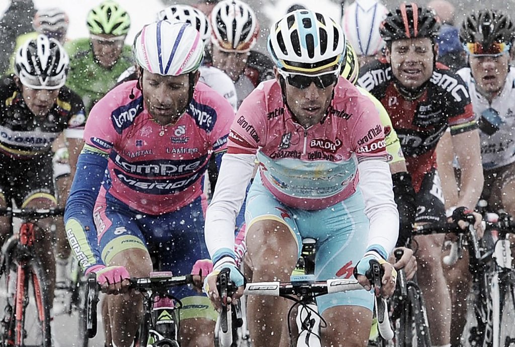 _sprintfinal's tweet image. El chino mas rico del mundo, dispuesto a comprar Giro, Tour y Vuelta +info: bit.ly/chinoGTV

RT AYUDA