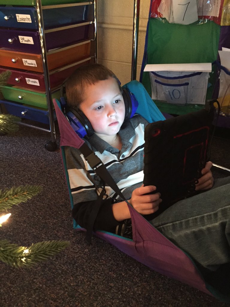 exceptionalmch's tweet photo. This is the life. #pesrocks #starbucksclassroom https://t.co/SojvpgloFY