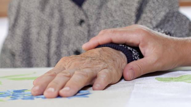 Bloc obstructs attempt to rush special committee on assisted dying trib.al/0i0kwgh <a href="/GlobePolitics/">Globe Politics</a> #cdnpoli