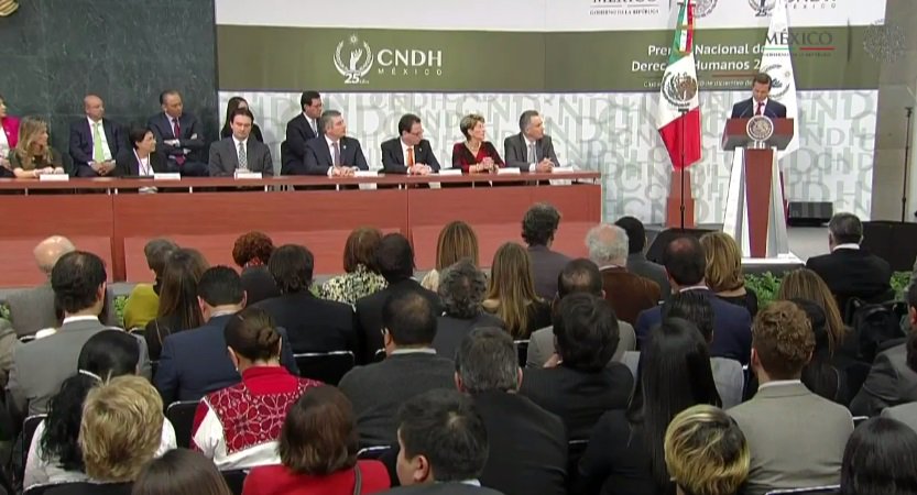 El <a href="/GobMx/">gob.mx</a> es un gobierno abierto a escuchar la voz y las ideas de la sociedad: <a href="/EPN/">Enrique Peña Nieto</a> gob.mx/presidencia #DDHH
