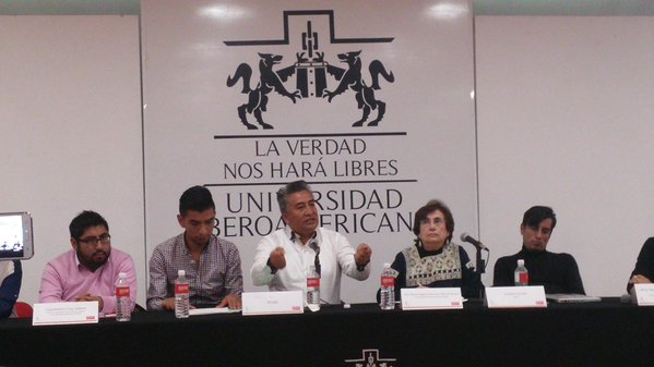 diarioelpopular's tweet photo. En #Puebla, todos los ciudadanos tienen sus derechos humanos violados: Adán #Xicale vía @garturocc https://t.co/Yp400r9fvw