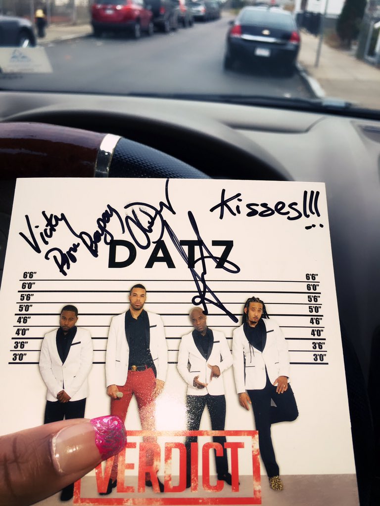 diva92879's tweet image. Listening to #dat7 in the car all day