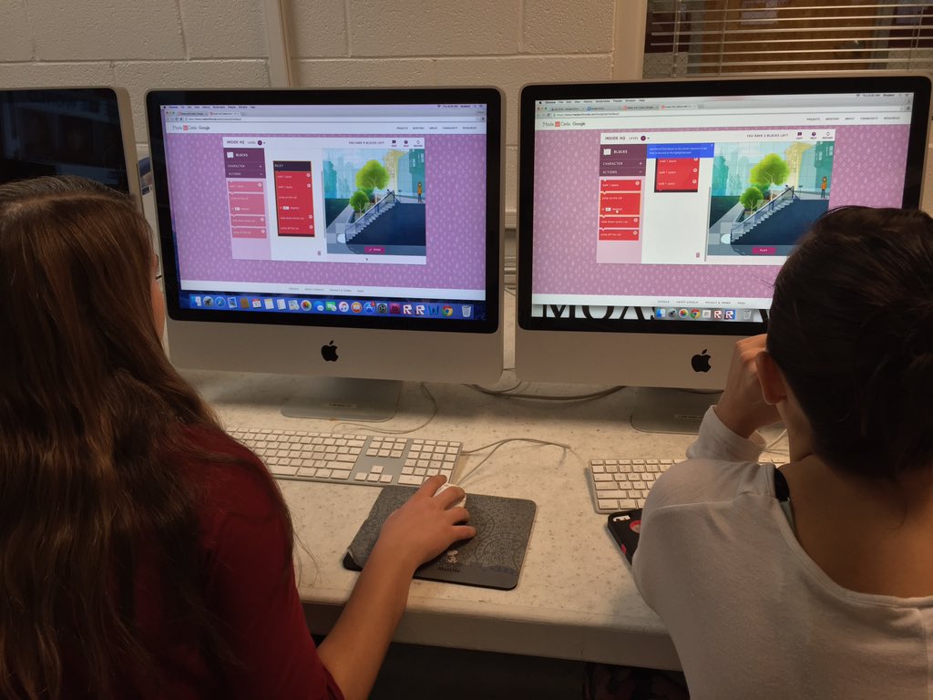 DisneyNancy's tweet image. Swink Robotics working on an #HourOfCode through @madewithcode #CodeChat #stem #steam #awesome @SwinkChip