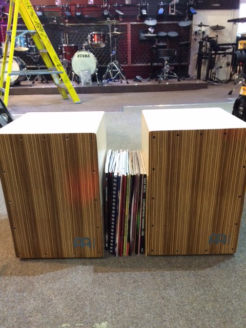 LarrytheLadder's tweet image. #BookEnds @bmusicacademy @meinlpercussion @jk_rowling @Wwm_Shakespeare @BrunoTonioli #WhereDoYouSummer? #ILoveDance