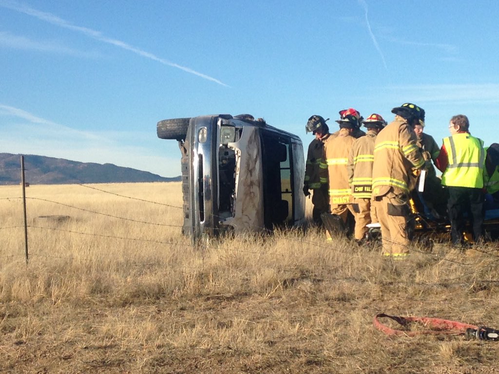 ChinoAZFire's tweet photo. Crews are on scene of vehicle rollover on Highway 89. Patient extricated with minor injuries. Expect traffic delays! https://t.co/Jw2Rt6X9to