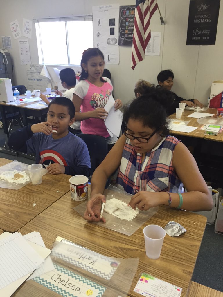 Ms_Welsh1's tweet photo. Modeling the movement of tectonic plates! (And eating them too!) #TopographicChanges #ScienceIsFun #BRCPride https://t.co/1g6Zqyh4p4