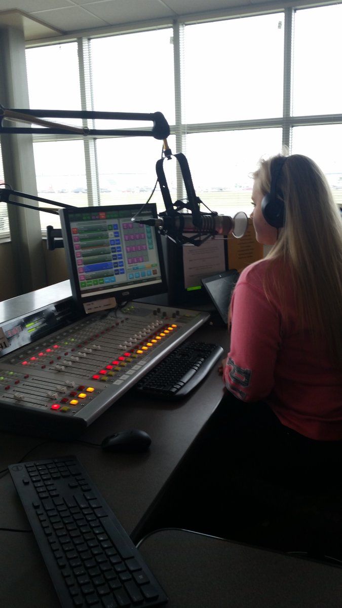 90.7 WPSR tweet media