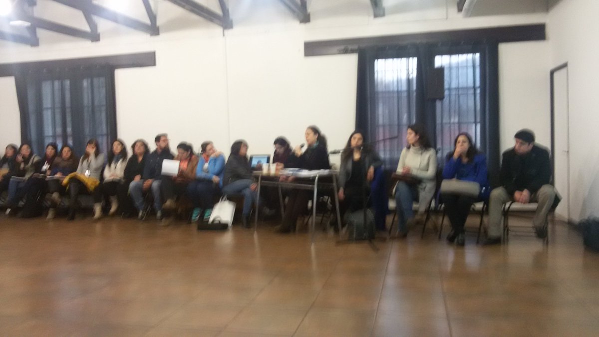 Red_Infancia's tweet photo. Otra de nuestras reuniones...aquí estábamos abrigaditos y abrigaditas. https://t.co/jP2kEmsIze