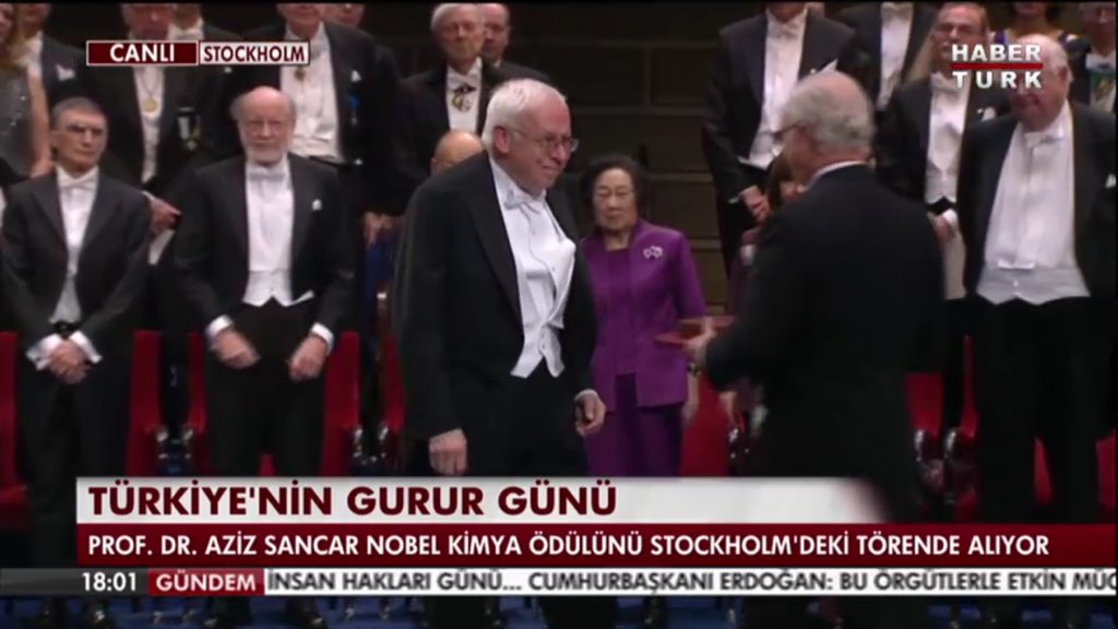Türk Profesör Nobel alıyor
Prof. Aziz Sancar Nobel kimya ödülünü aldı
CANLI▶haberturk.tv/canliyayin