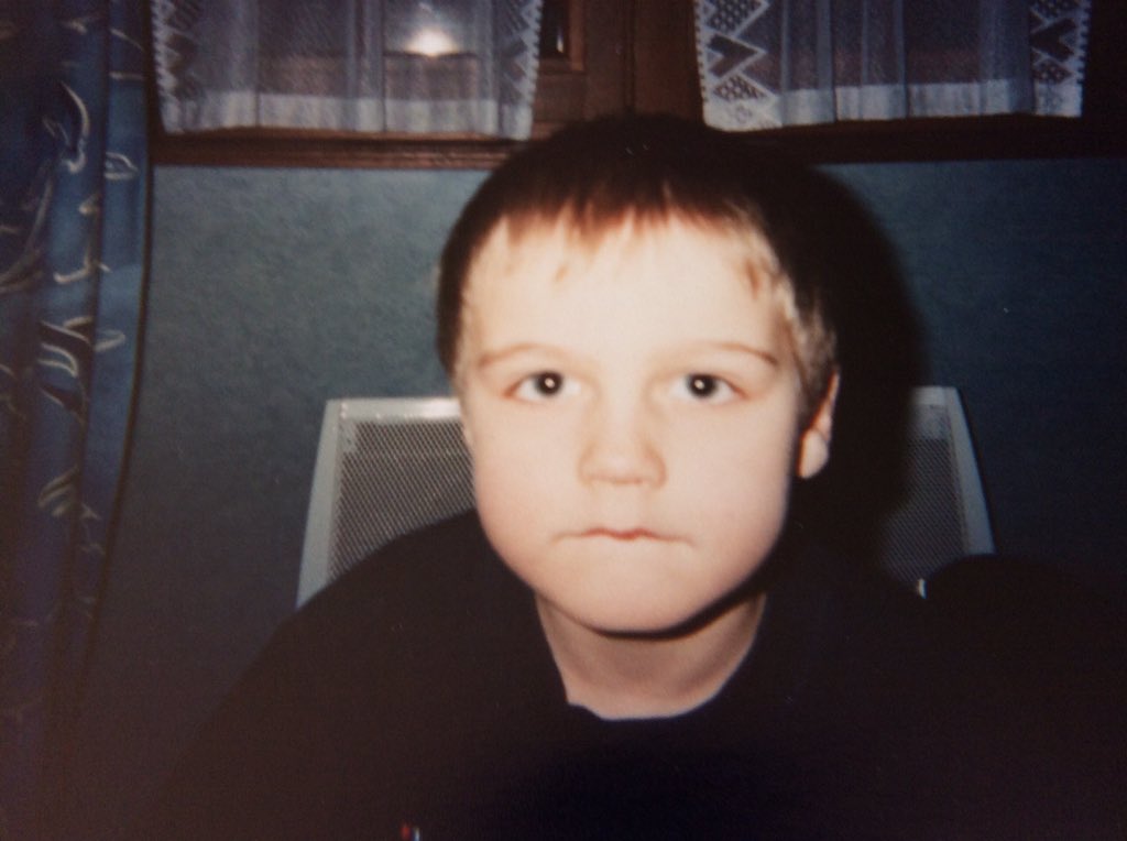 XxZproGamer9xX's tweet photo. Salut Kevin le frère adorée 💘😘🖕🏼 https://t.co/mJgLQogNAx