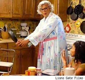 sugar_ave's tweet photo. About to teach Celie how to defend herself with skillet and grits https://t.co/L3ncuTL8oN