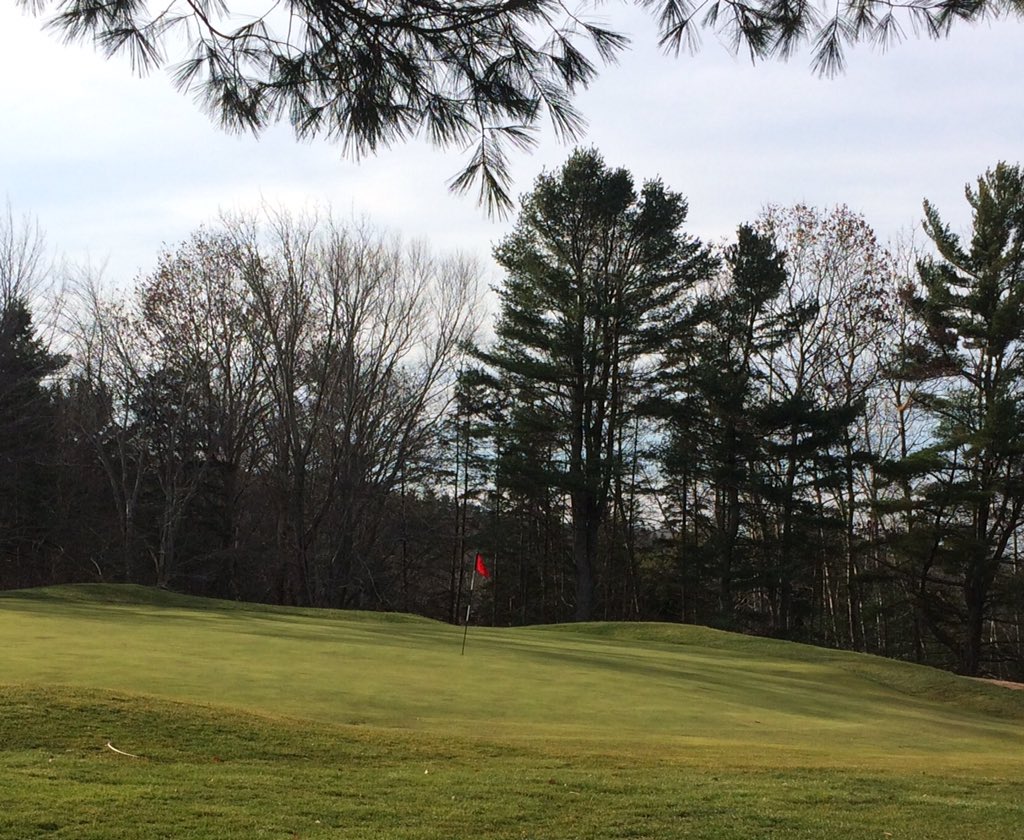 KenWoGC's tweet image. Pins are in. #9 tough spot @DJPGolf65 @macdonald_jeff Does that bring back memories? #flatstick #kenwo2man #luvuguys