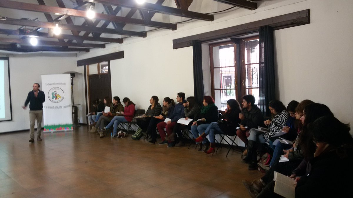 Red_Infancia's tweet photo. Nos enseñamos entre todos y todas.En conjunto,vamos construyendo una comuna mejor para los niños,niñasy adolescentes https://t.co/13Ha0acsyY