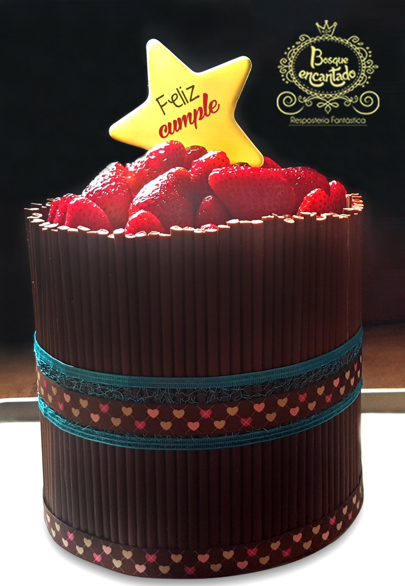 BosqueEncandoRF's tweet photo. Torta #FantasíaDeChocolate para 20porciones. Haz tu pedido📱3116775581☎ tel.: 3012960, bosqueencantado.rf@gmail.com 🎂 https://t.co/SLiLLdh25M