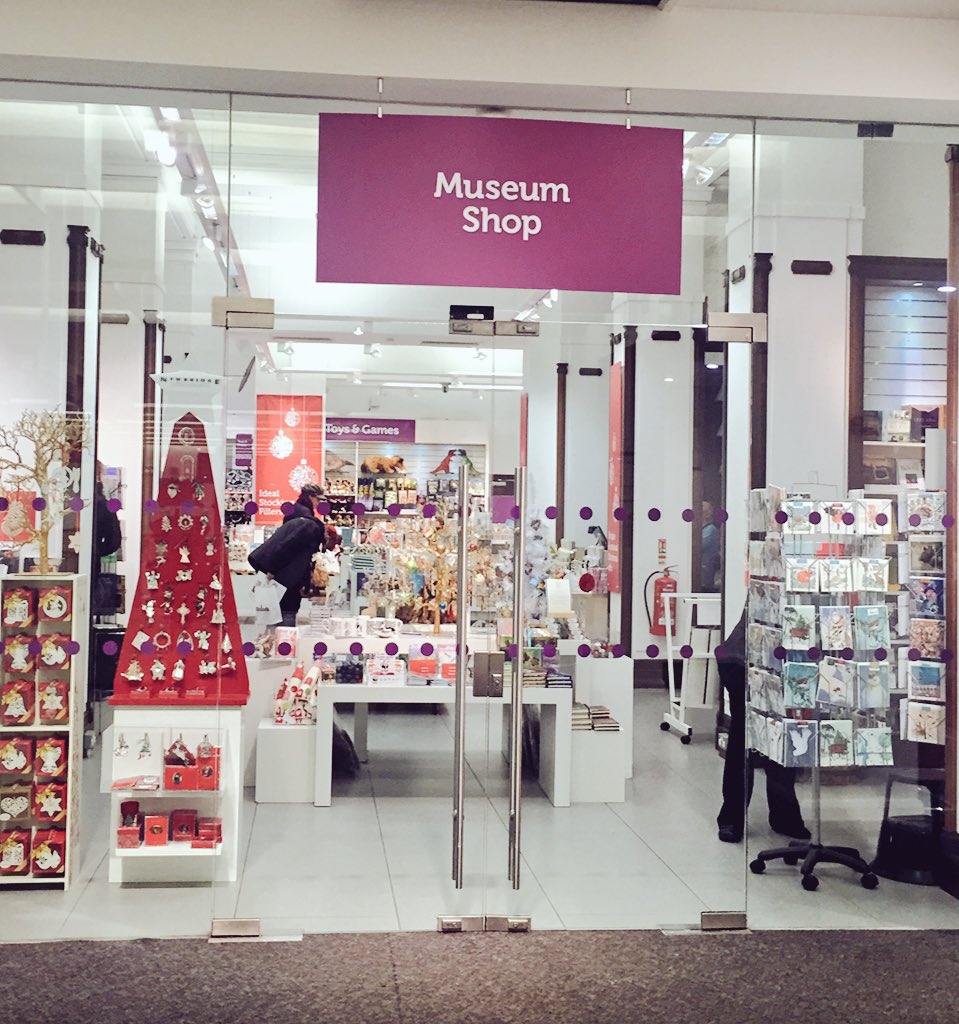 SBLanternParade's tweet photo. Can't wait for first lantern making workshop Sunday! @UlsterMuseum visit their museum shop for beautiful gifts too https://t.co/OlO5AZiRG1