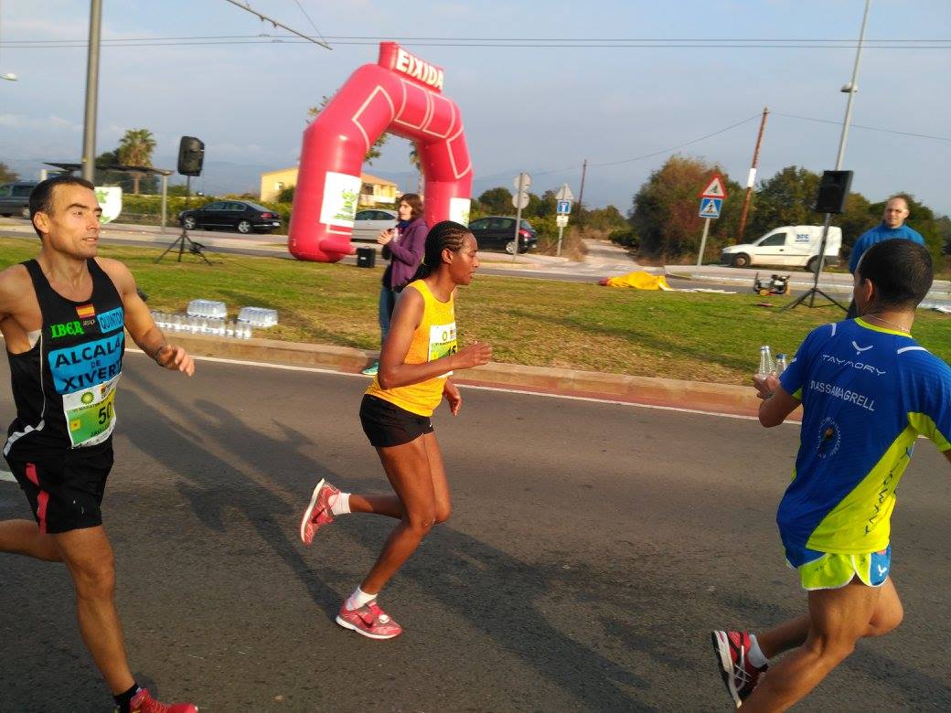 Galería fotográfica realizada por Club #Running Moró para la <a href="/MaratoCastello/">Marató bp Castelló i 10k FACSA</a>   facebook.com/MaratonCastell…