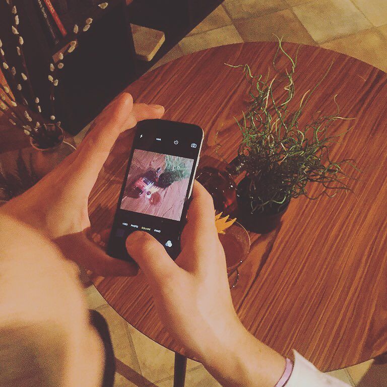 Cocktailsinthec's tweet photo. Photo workshop w/ @addiechinn & @andreabulleit @bulleituk #WorldClass2016 #WorldClassDrink… https://t.co/BpuNQisUjJ https://t.co/ojXp4GJEyy