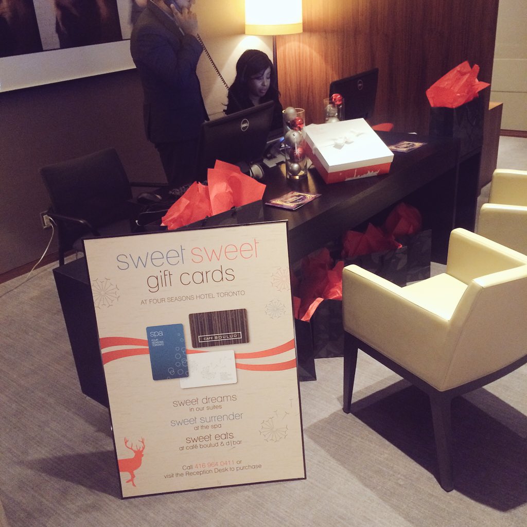 FSToronto's tweet image. Our #FSGiftCard Desk is NOW OPEN - To purchase, pls call 416-928-7337 or visit us in the hotel Business Centre!! 🎁✨