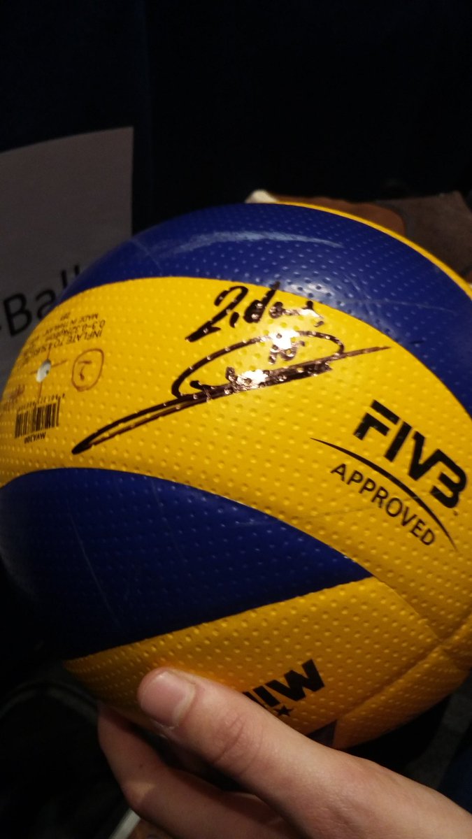 AlainLeHenaff1's tweet photo. Zidane supporter du Volley @Sport_resp REC Volley https://t.co/Xg4E58rere