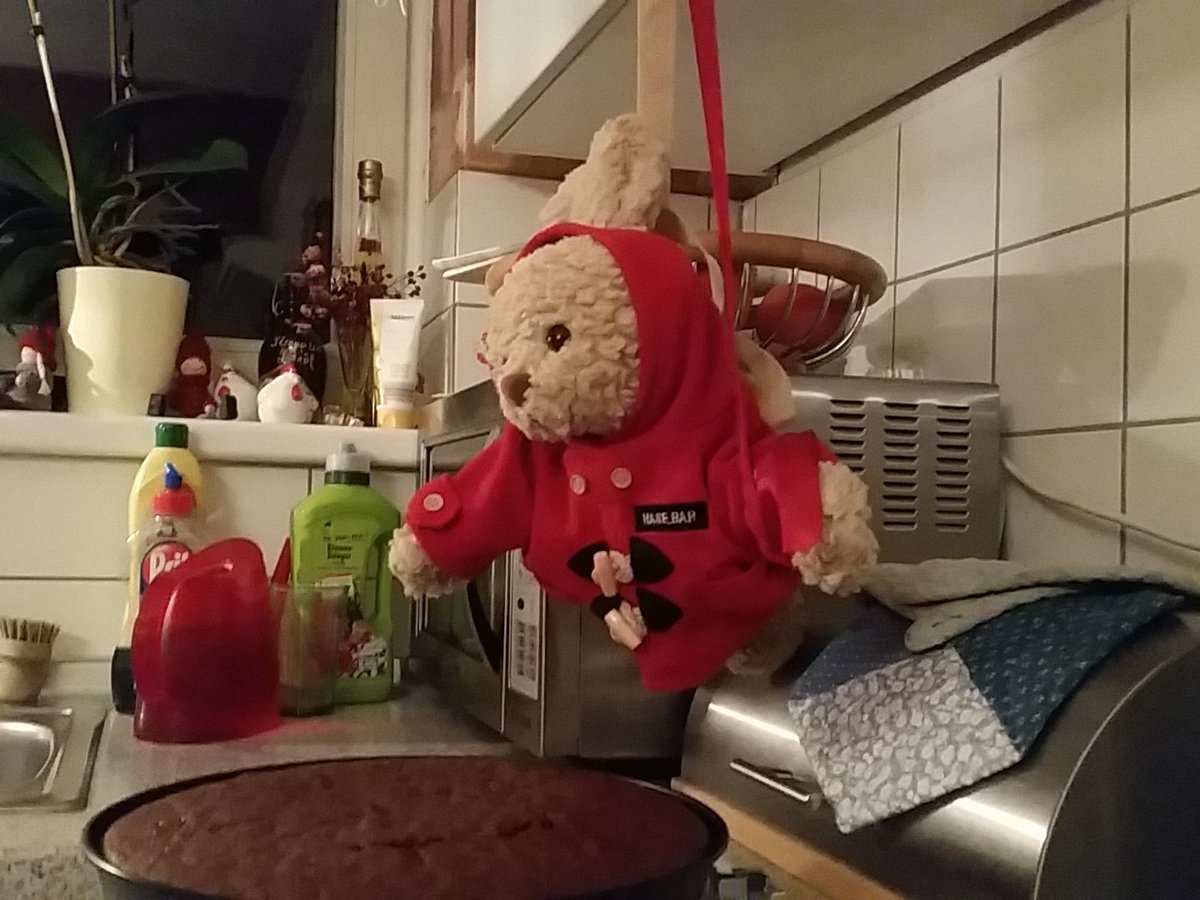 DerHasebaer's tweet photo. Mission Impossible 6 - The Brownie Heist https://t.co/C0top3fmfd