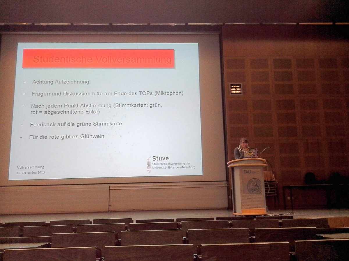 Los geht's mit der Versammlung aller Studierender an der <a href="/UniFAU/">FAU Erlangen-Nbg</a>! #VaS15