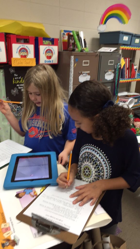 suser1's tweet photo. It's a qr code scavenger hunt to learn more about holidays in Brazil. #slate2015 #edtech #ipaded #RLRamNation https://t.co/QkEIJJLUNR