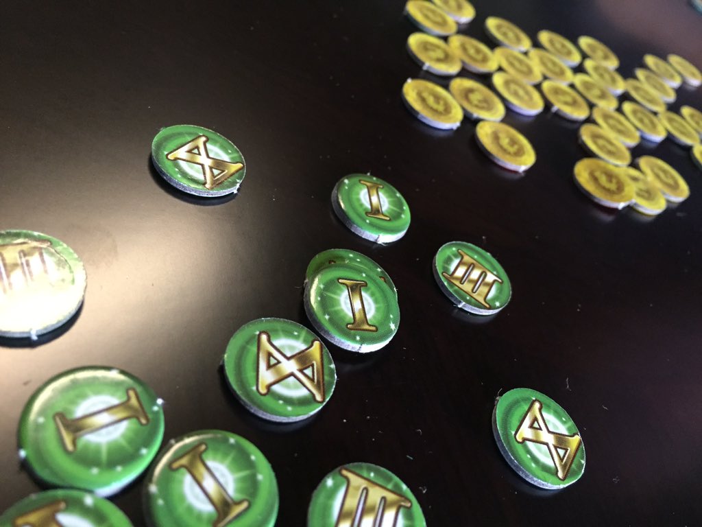 BoardgameCorner's tweet image. Lunch time #DungeonRoll was a big hit!!! @cbdarden @TastyMinstrel #DiceChuckingGoodness