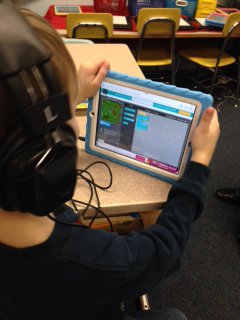 kdruvenga's tweet image. Coding in 3rd grade:) @oelweinhuskies #codeiowa #hourofcode