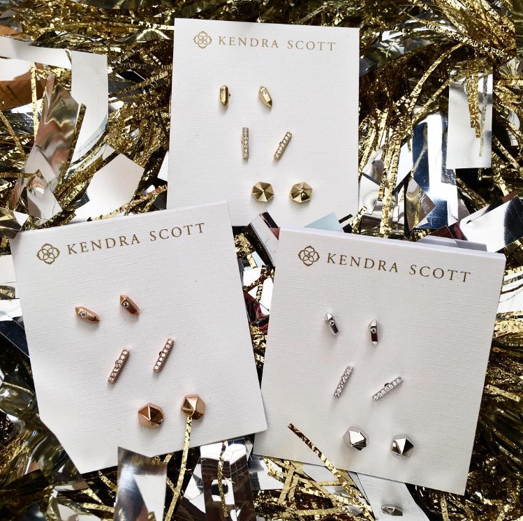 peckslodge's tweet photo. This weekend only! Austin Kendra Scott stud sets are 20% off today-Sunday! Come see us! https://t.co/S4oYKAt3wD