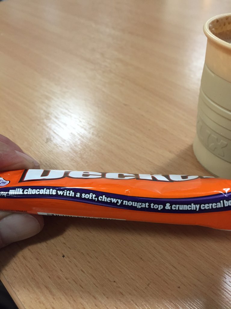 Gra_hughes's tweet photo. Squashed #singledecker 😂 https://t.co/rYzVdfU02J