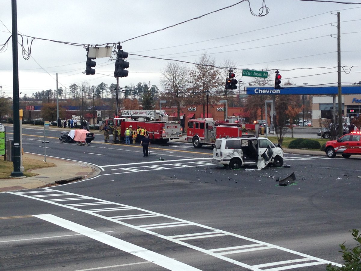 Fulton County confirms police are working a fatal accident at Flat