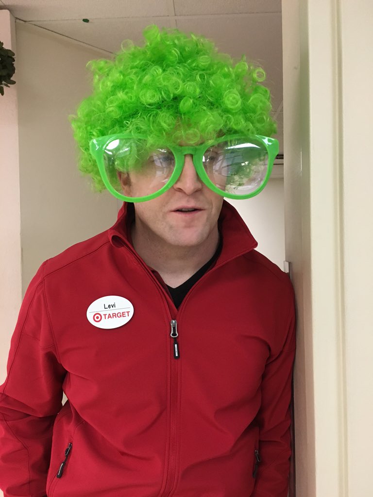 Mr. STL dressing up this morning! #T0637 <a href="/vinhreecenguyen/">Vinh</a>