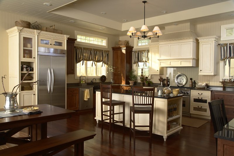 Say 'Yes' for this gorgeous kitchen. #Uniquekitchens #Gaspro #traditionalkitchen