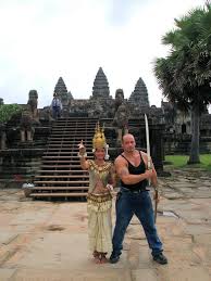 Bengy8182's tweet image. #barclayscenter #Battleforhumanity Mikeyyevtuck God of USA hellsangels VS the racist Cloaca hells angels chuck Zito