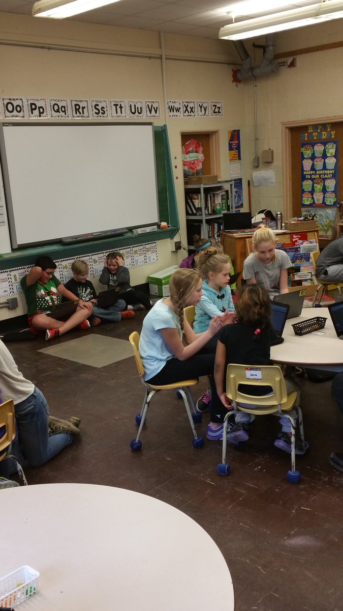2talktech's tweet photo. Hour of code Wolfvillle School. #kidscancode #HourOfCode  @avrsb @school_wolf https://t.co/VFScQ5EQAt