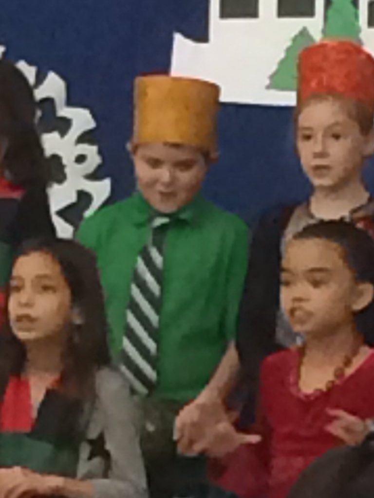 MaryBilliter's tweet photo. #Christmas in our town #ThirdGradeMusical #Cheyenne #PerkofParenthood https://t.co/c4Qyt1ZDXp