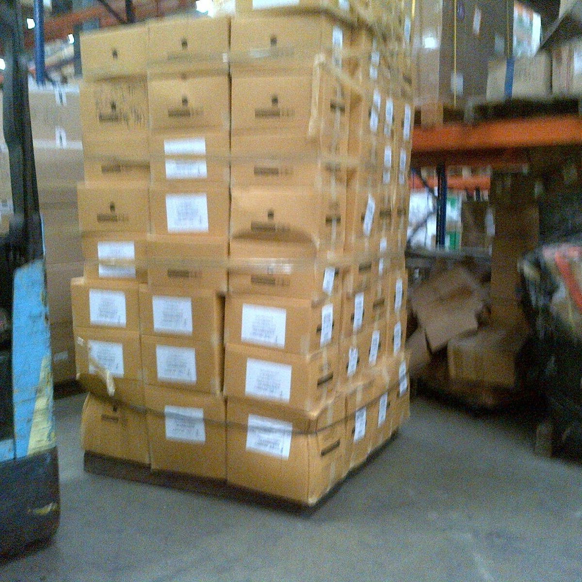 SpryLimited's tweet image. Air freight. Skin care products.