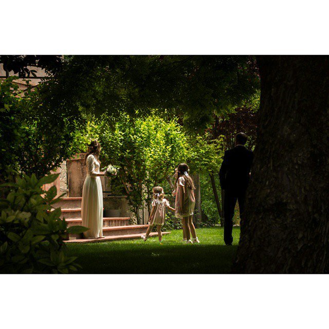 Con permiso de esta fantastica novia. #finca #bodascampestres #boda #casarseenelcampo bit.ly/1jQYnlX