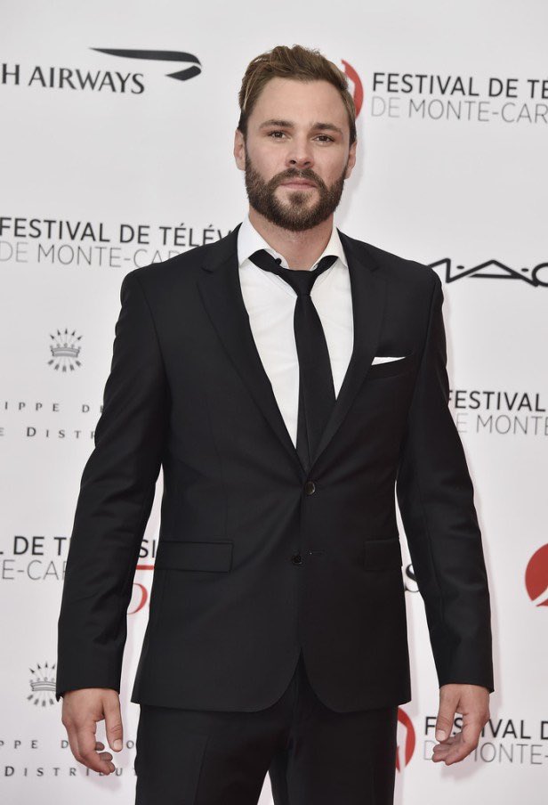 Happy birthday to the beautiful human being that is patrick flueger 