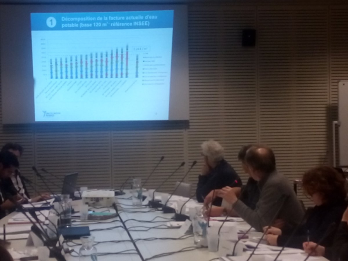 EAU_BR's tweet photo. Pascal Hervé "L'harmonisation des prix de l'eau sur l'ensemble du territoire nous apparaît essentielle" #prixeau https://t.co/rJi4CW22gT