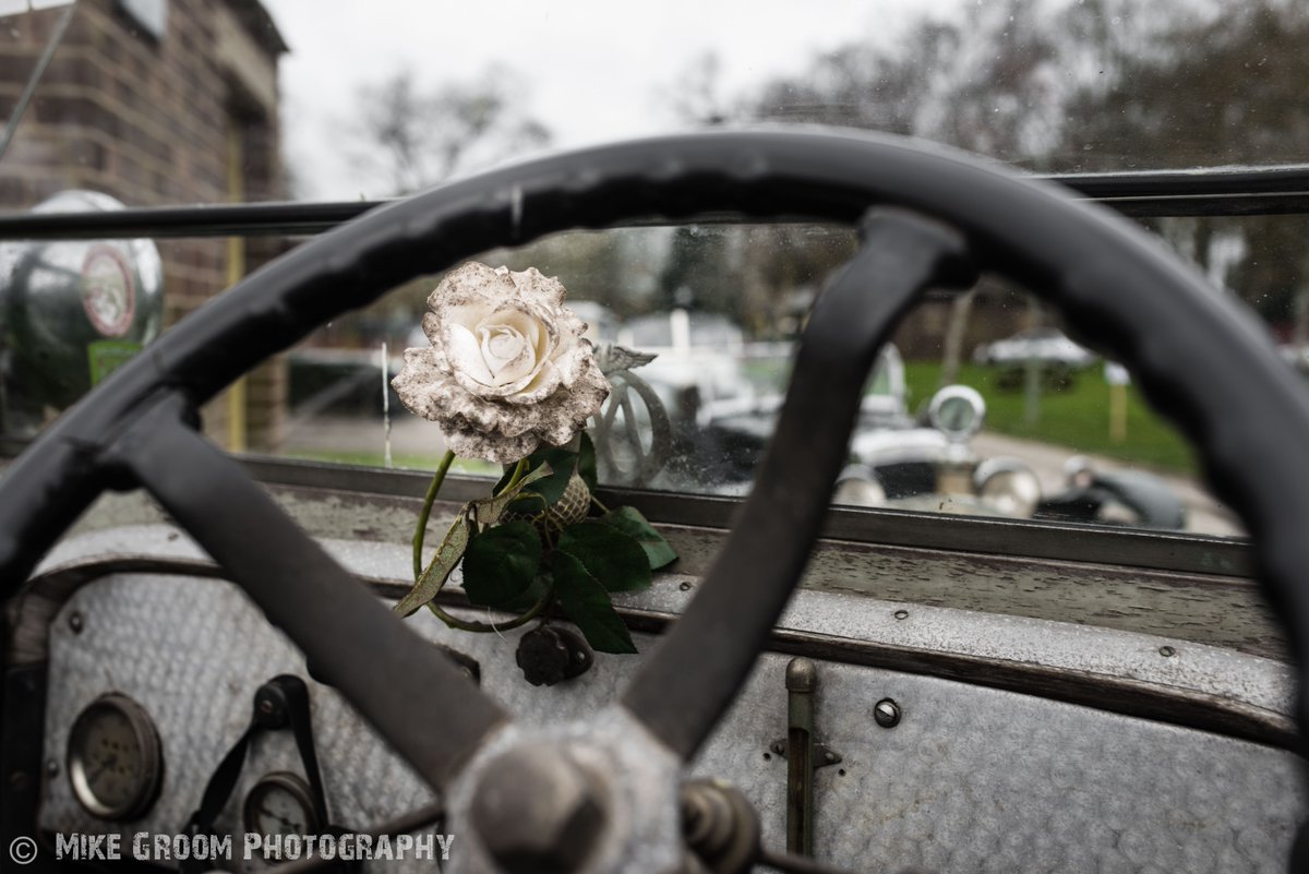 mgphotostuff's tweet photo. Dash to the Florists @BicesterH @VintageCarClub #winterdrivingtests @BHRileys @AlvisTeam @bicestervision https://t.co/Pvr94Rz5dK